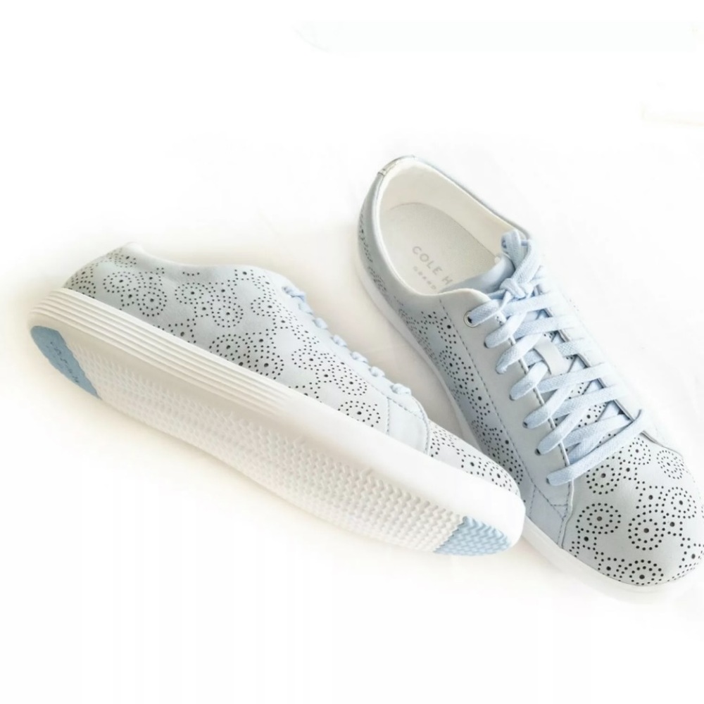 Cole Haan Crosscourt Blue Perforated Sneakers Size 7.5